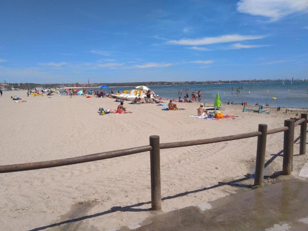 Appartement Meuble Bord De Mer Fos Sur Mer Фос-сюр-Мер Экстерьер фото