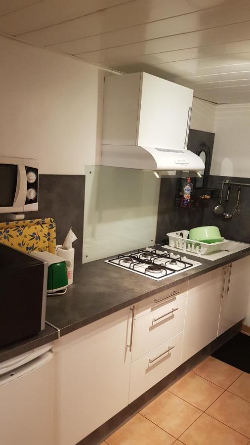 Appartement Meuble Bord De Mer Fos Sur Mer Фос-сюр-Мер Экстерьер фото
